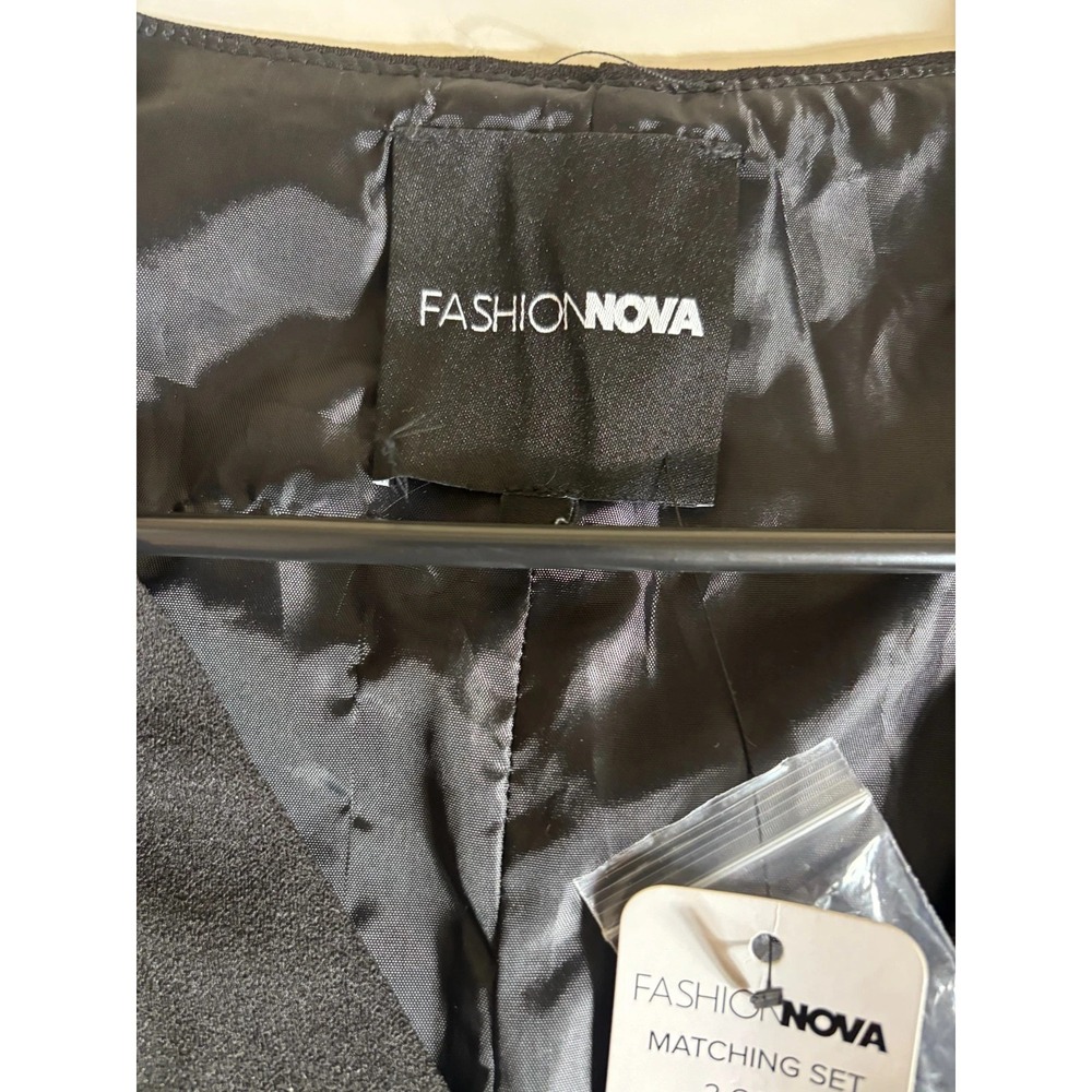 Fashion Nova Work Blaze Business Vest Top Set of 2 Womens Medium Black Tan Lined - Picture 6 of 10